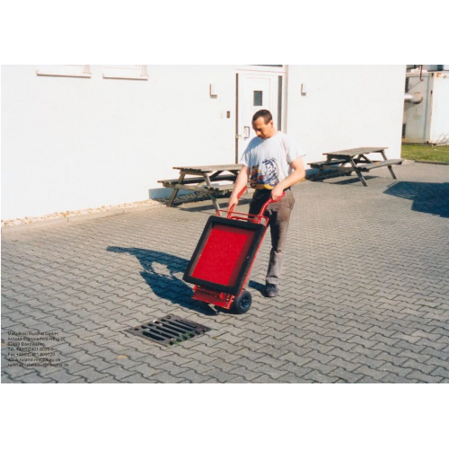 Transportni voziček za premične pokrove kanalizacije