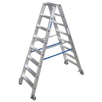 Aluminjasta stopničasta lestev, s koleščki, 2 x 8 stopnic