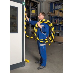 Kotna zaščita, tip A, samolepilna, dolžina 5 m