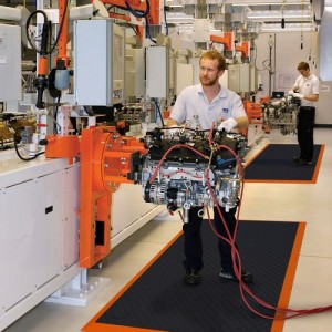 Podloga proti utrujenosti SO 9.15, nitrilna guma, črna, brez roba, 91 x 152 cm