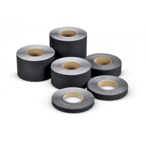 M2 - protizdrsna oznaka, univerzalna, črna, rola 150 mm x 18,3 m