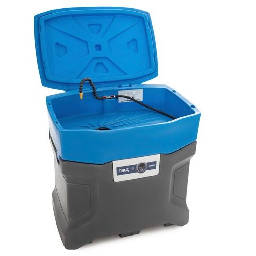 Naprava za pranje delov BIO.X C100, sestavljena iz umivalnika, pokrova in začetnega polnila