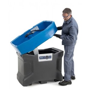 Naprava za pranje delov BIO.X C100, sestavljena iz umivalnika, pokrova in začetnega polnila